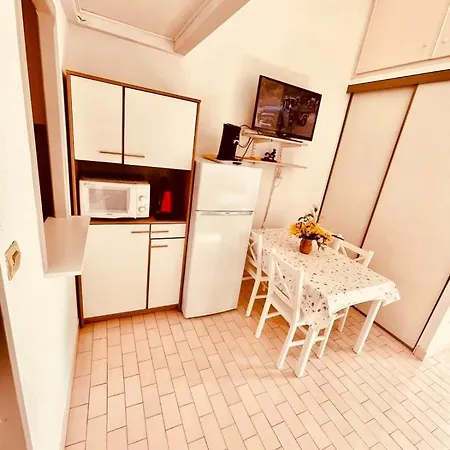 Apartment 4 Personnes Climatise Vue Ref Agay G 11 *